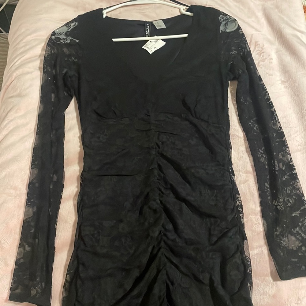 NWT black lace long sleeve H&M dress